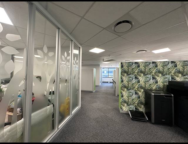 533M² OFFICE TO LET IN DORINGKLOOF